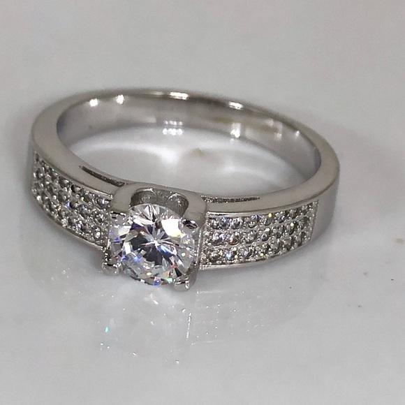 Unisex Gold Plated Cuban Link Bracelet - Picture 2 of 10